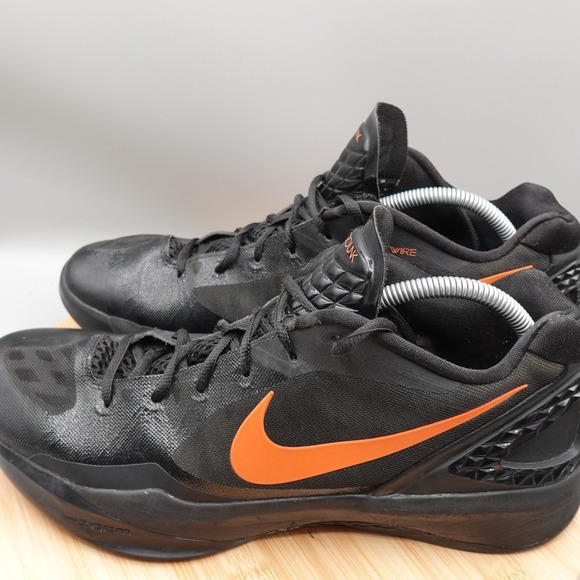 Nike Zoom Hyperdunk Shoe Men 12 Black 2011 Low Linsanity Knicks 487638-081 Flaws - Picture 1 of 12